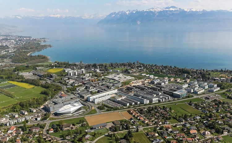 QUANT 19 EPFL-2.jpg 