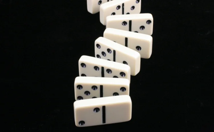 dominoes