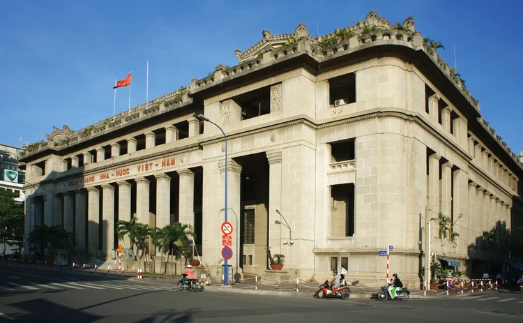vietnam-state-bank-shutterstock