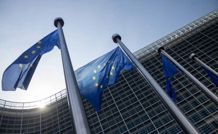 european commission is overhauling structured products regulation