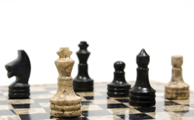 chessmen-strategy