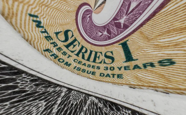 Distorted US bond