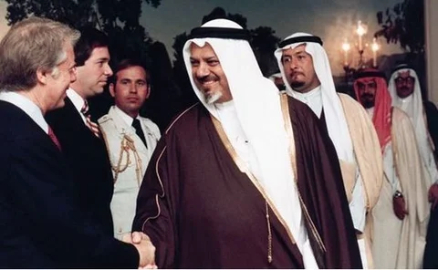 sheikhyamani-corb-ih078294