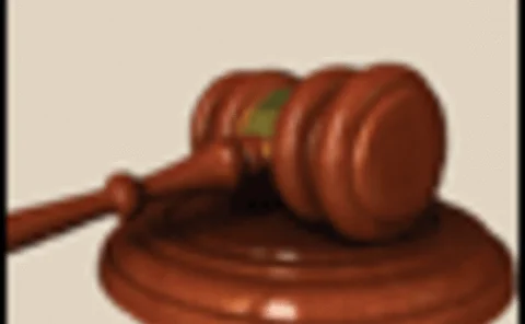 pg10-gavel-gif