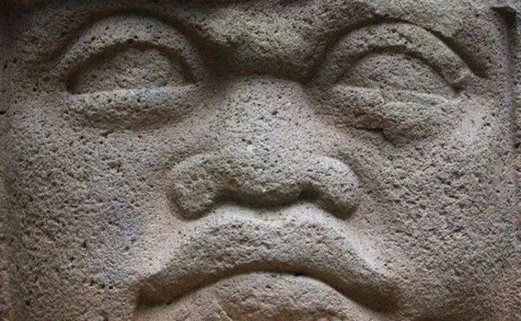 olmec-statue-mexico