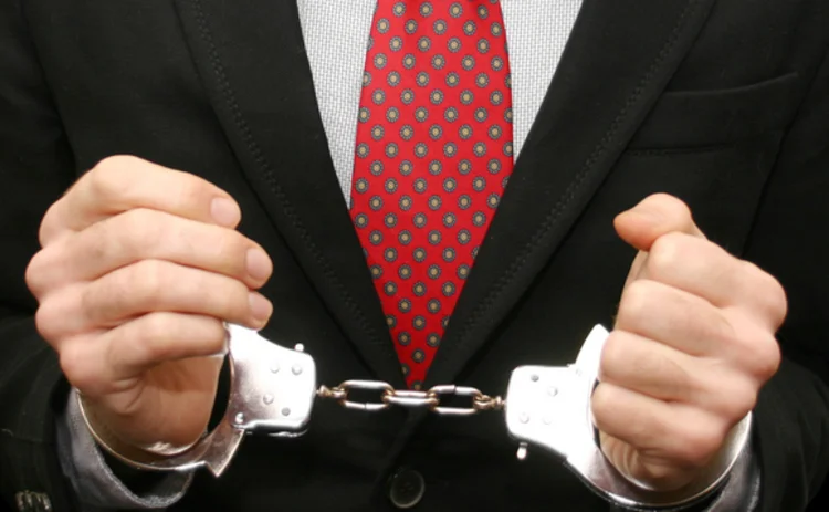 Cuffed white collar crime attracts low tariffs