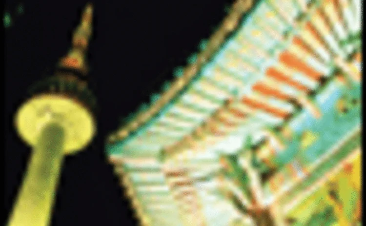 asiarisk-apr07-coverstory-gif