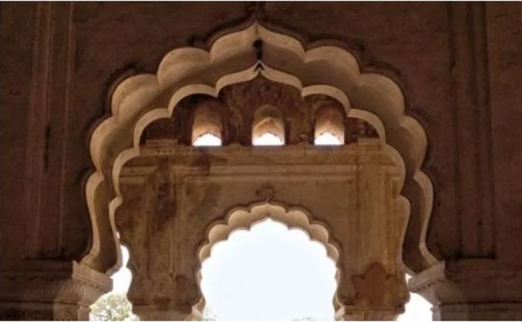 indian-archway