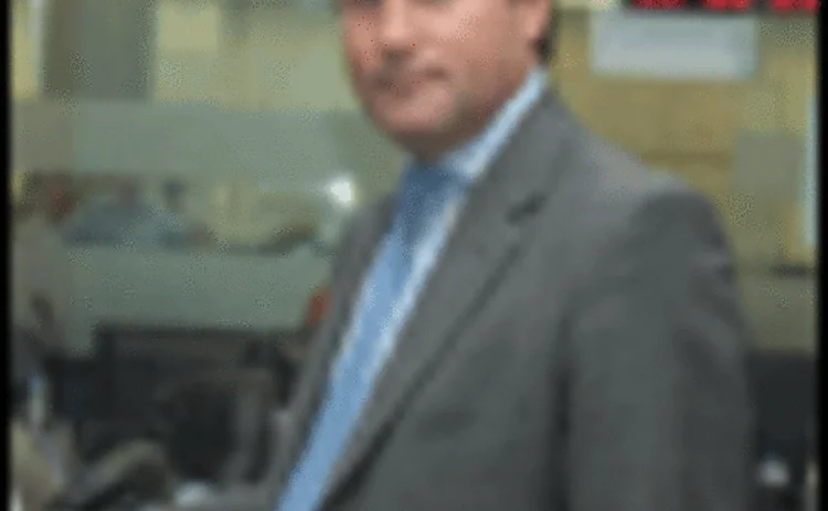 pg120-houldsworth-gif