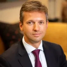 Oleksiy Kondratyev headshot