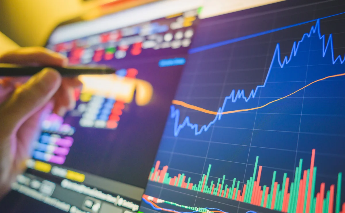 FX Swap Streaming: Boosting Interdealer E-Trading